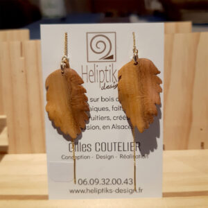 Modèle original, feuille de cerisier bicolore sur chaînette plaquée Or.